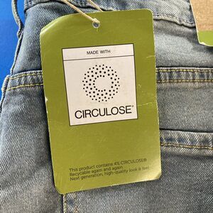 Jean Pants Serra Circulose Women Size XL Denim Light Indigo Blue 4 Pockets NWT